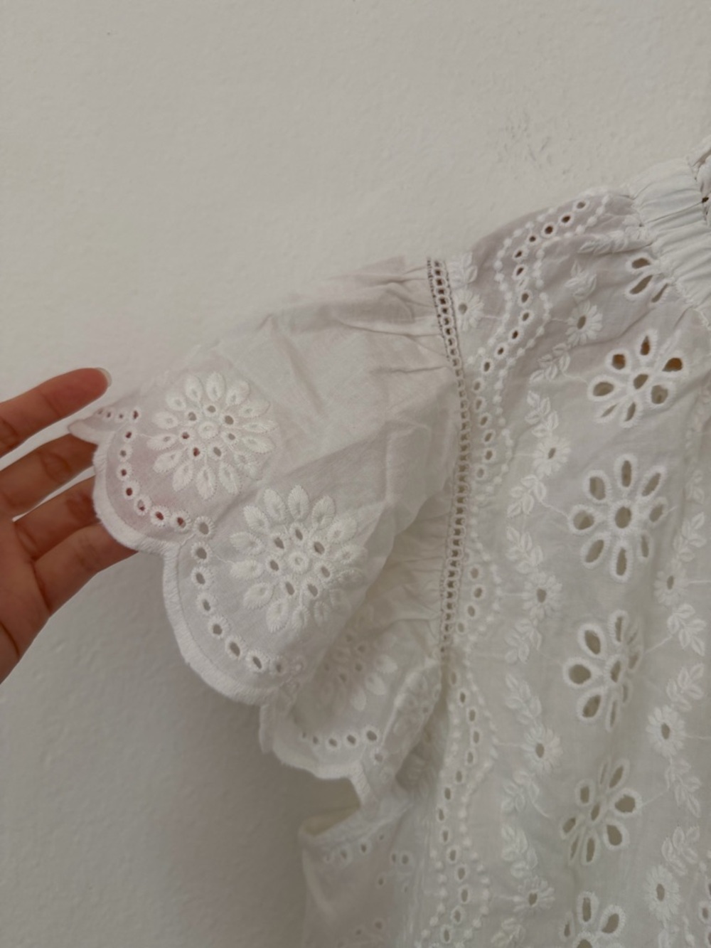 Jennifer & Grace Eyelet Cottagecore Cotton Blouse Top Size XL White Minimalist - Picture 2 of 10